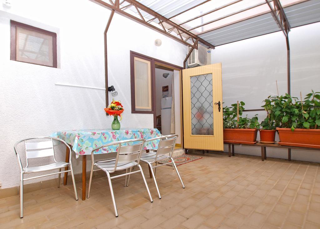 Apartments Branko 1348 Pula Ngoại thất bức ảnh