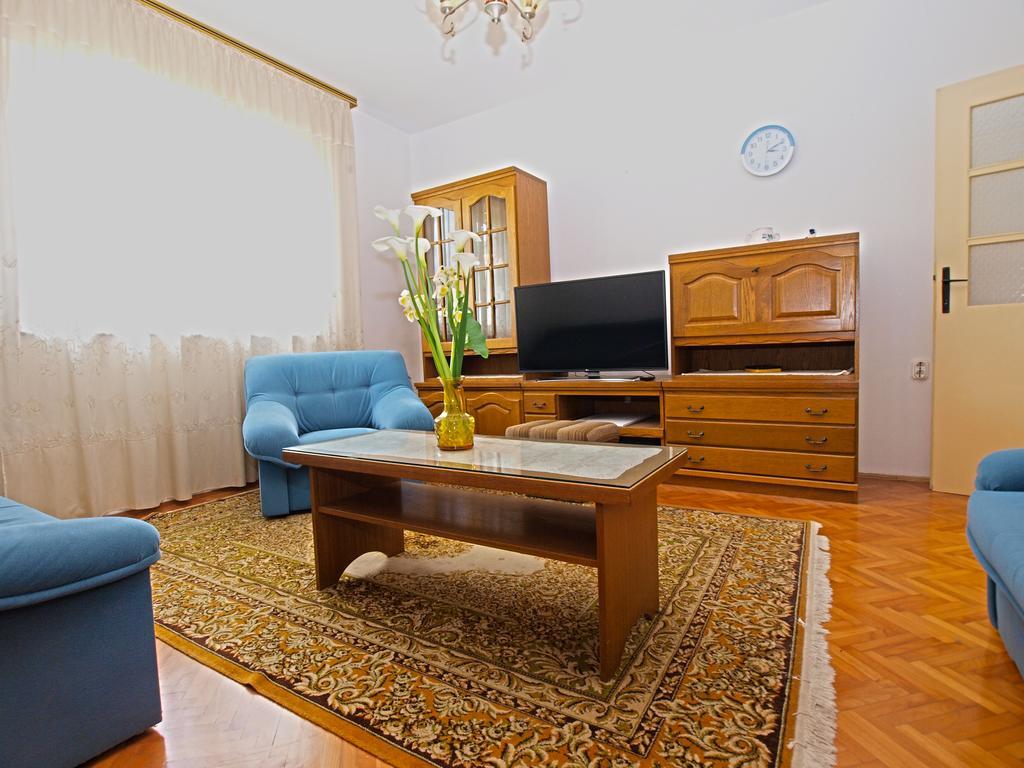 Apartments Branko 1348 Pula Ngoại thất bức ảnh